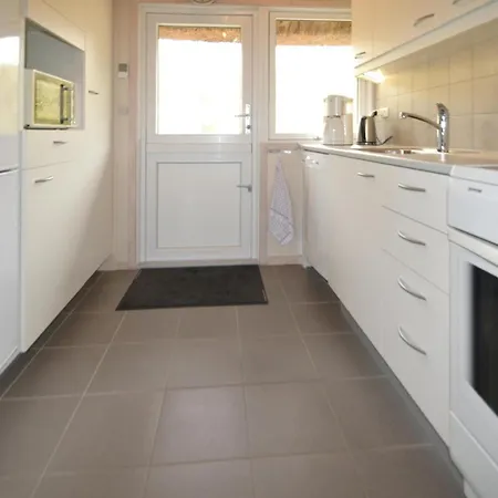 3 Bedroom Amazing Home In Hvide Sande Casa vacanze